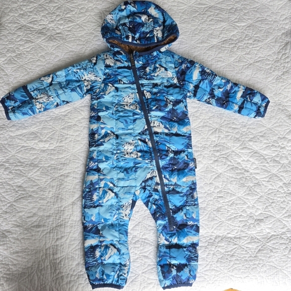The North Face Baby Infant Thermoball One Piece 6-12 Months - Picture 2 of 14